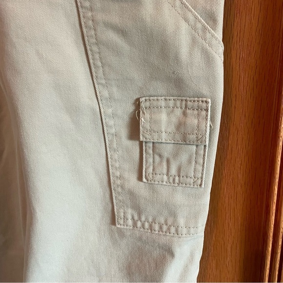 Riveted by Lee Men's carpenter khaki pants Pants 38W inseam 27”
100% cotton - Picture 6 of 9